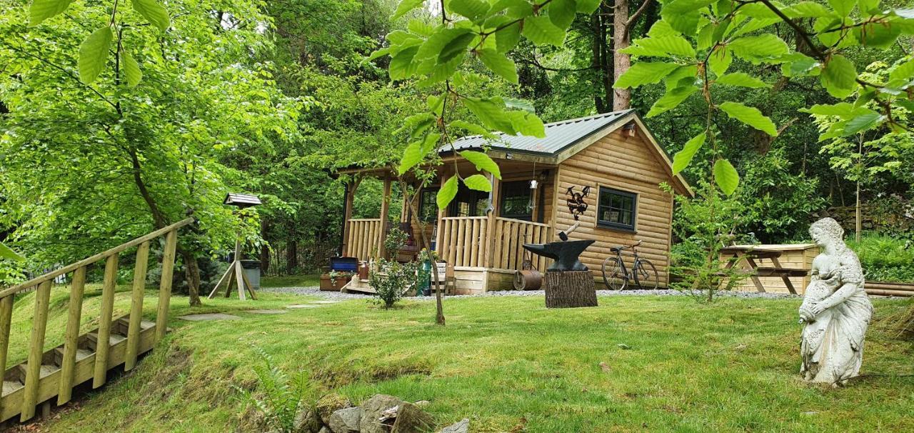 The Miners Log Cabin Blaina 外观 照片